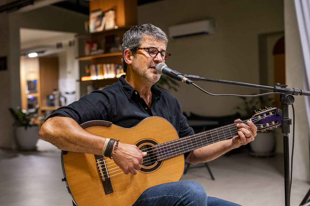 A Casa Une inicia 2025 com um passeio pela música popular brasileira